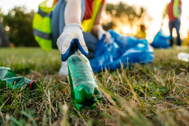 Best Yard Cleanup Services  in Breckenridge Hills, MO